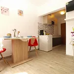 Davor 1676 公寓 班约勒